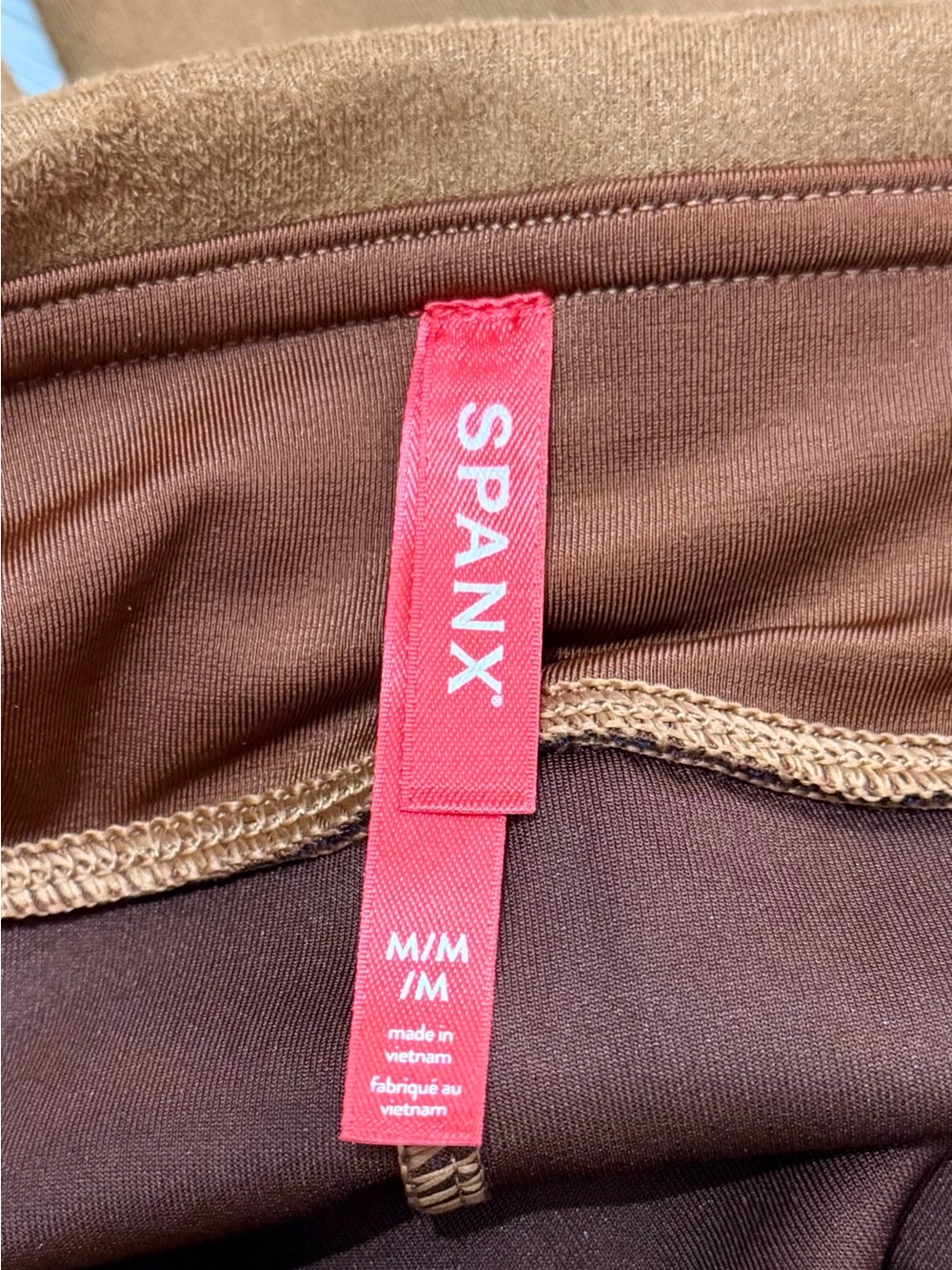 NEW SPANX Faux Suede Leggings Rich Caramel Brown Size Medium 28" Inseam - Picture 7 of 11